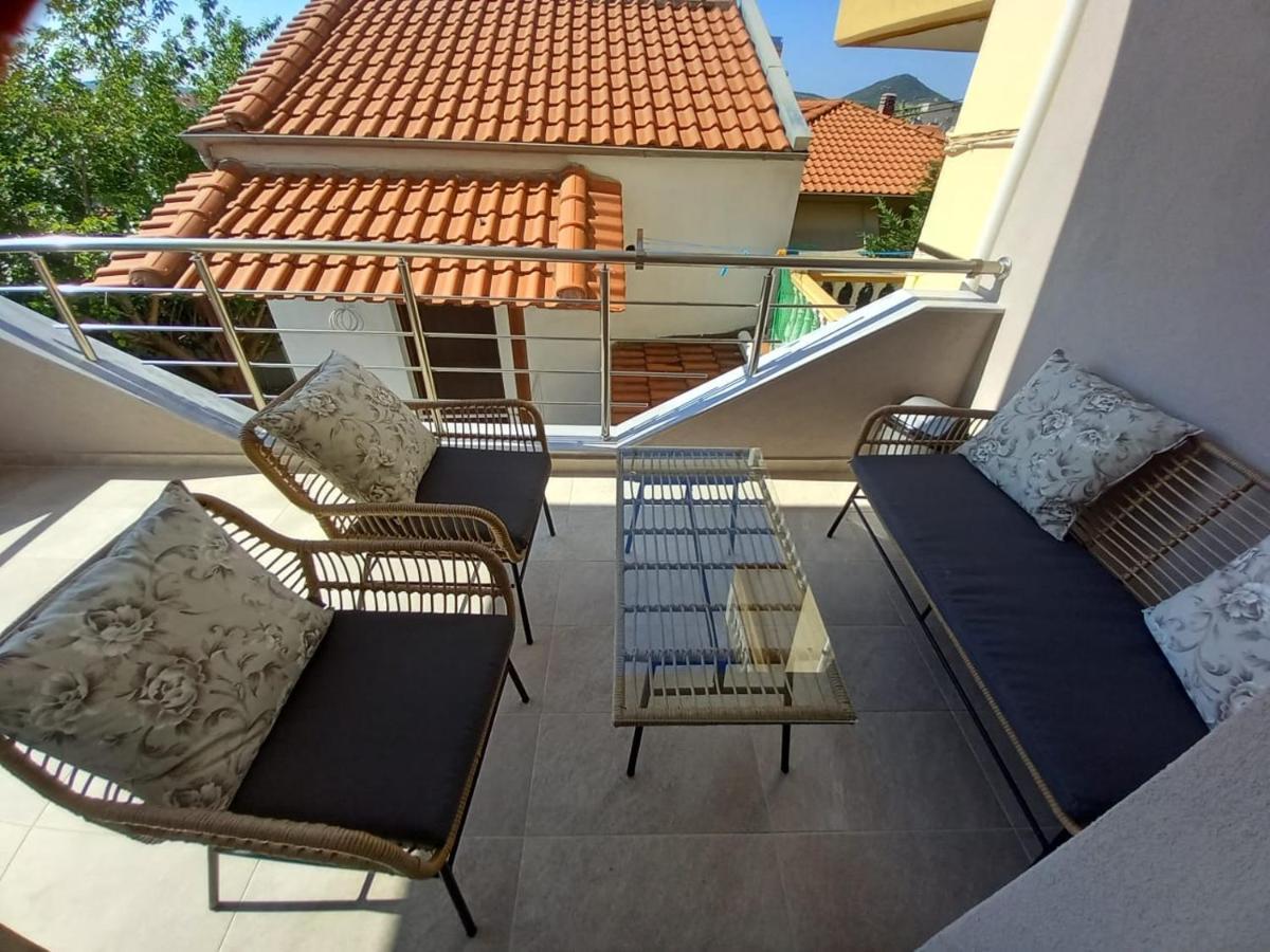 Elenis House Apartment Néa Péramos Екстериор снимка